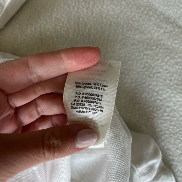 Aritzia Janine Linen Blouse - Picture 4 of 4